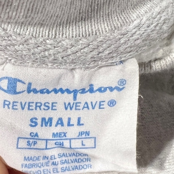 Virginia Tech Hokies Champion Reverse Weave Crewneck Gray Sweatshirt - Picture 4 of 4